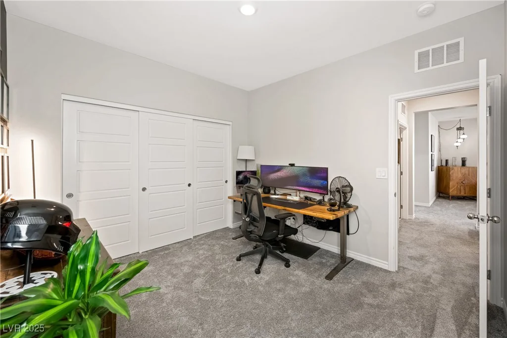 7073 Range Valley, North Las Vegas, NV 89084