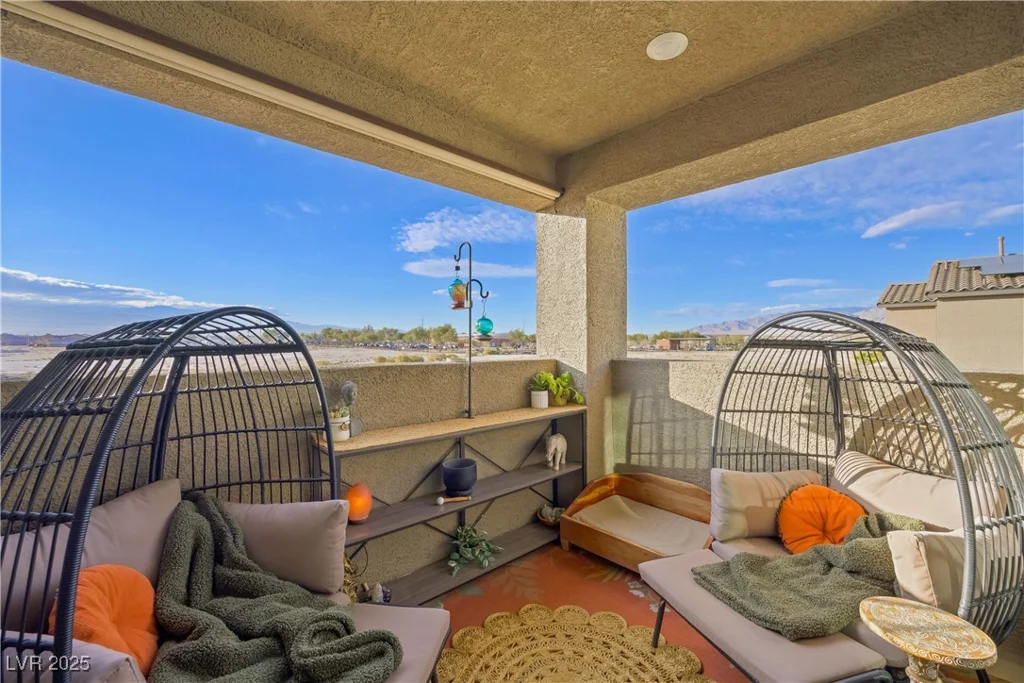 7073 Range Valley, North Las Vegas, NV 89084