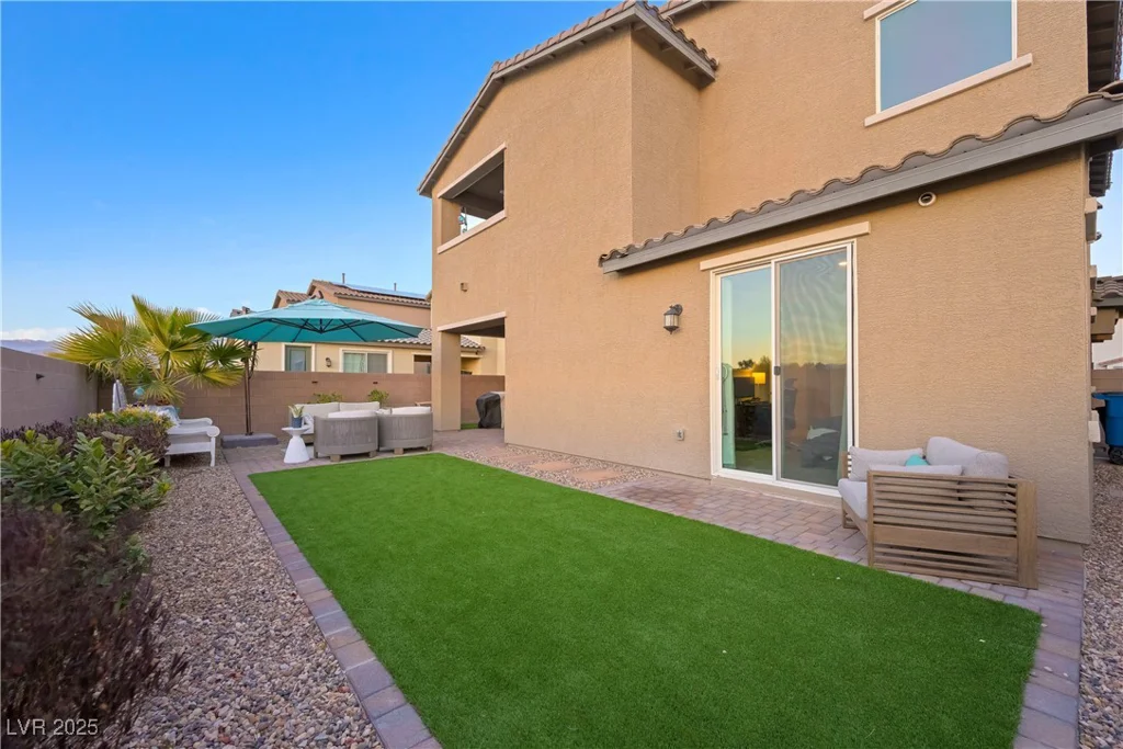 7073 Range Valley, North Las Vegas, NV 89084