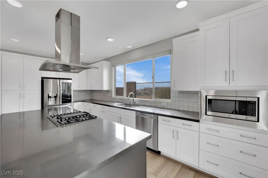 12073 Glentana View, Las Vegas, NV 89138