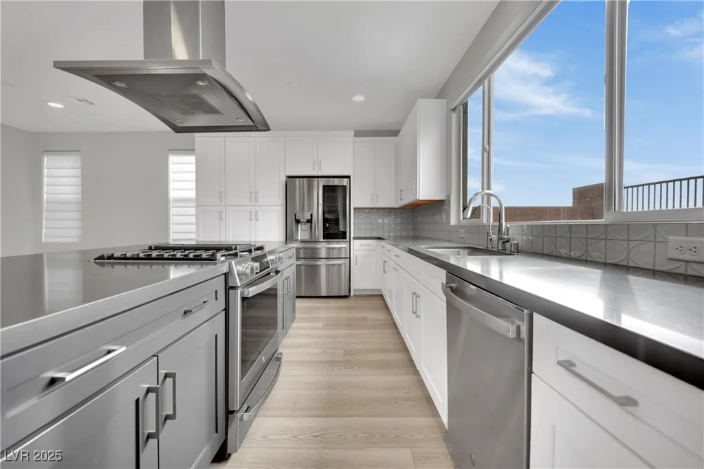 12073 Glentana View, Las Vegas, NV 89138