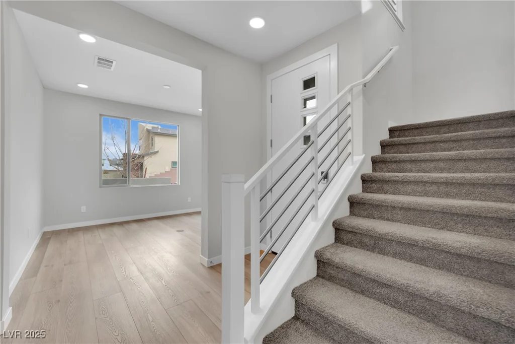 12073 Glentana View, Las Vegas, NV 89138