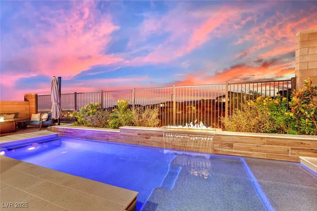 12073 Glentana View, Las Vegas, NV 89138