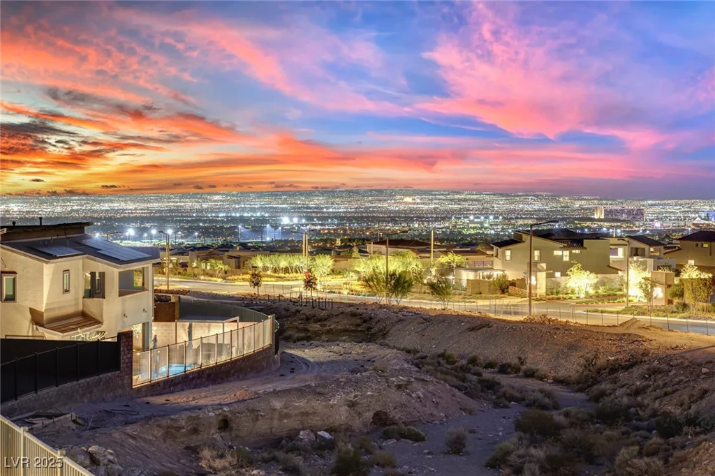 12073 Glentana View, Las Vegas, NV 89138