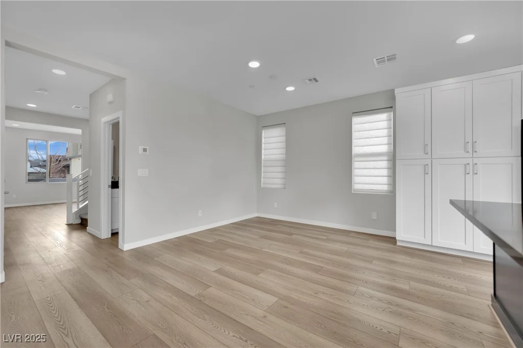 12073 Glentana View, Las Vegas, NV 89138