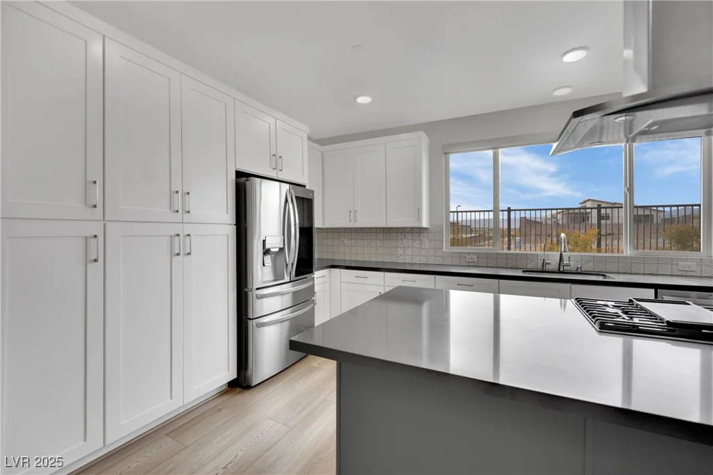 12073 Glentana View, Las Vegas, NV 89138