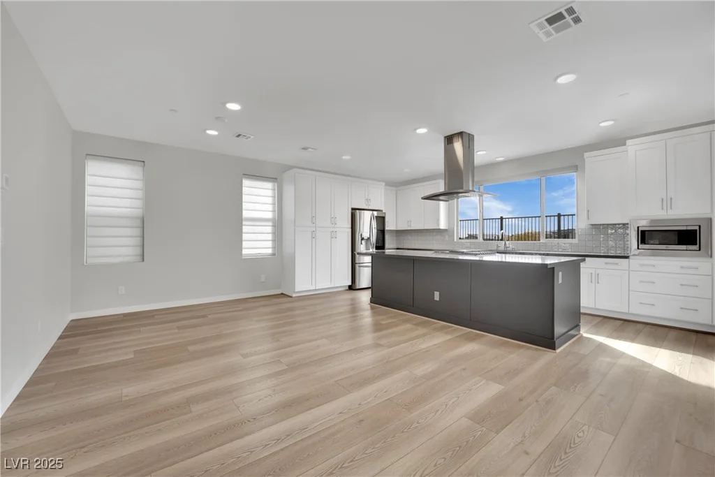 12073 Glentana View, Las Vegas, NV 89138