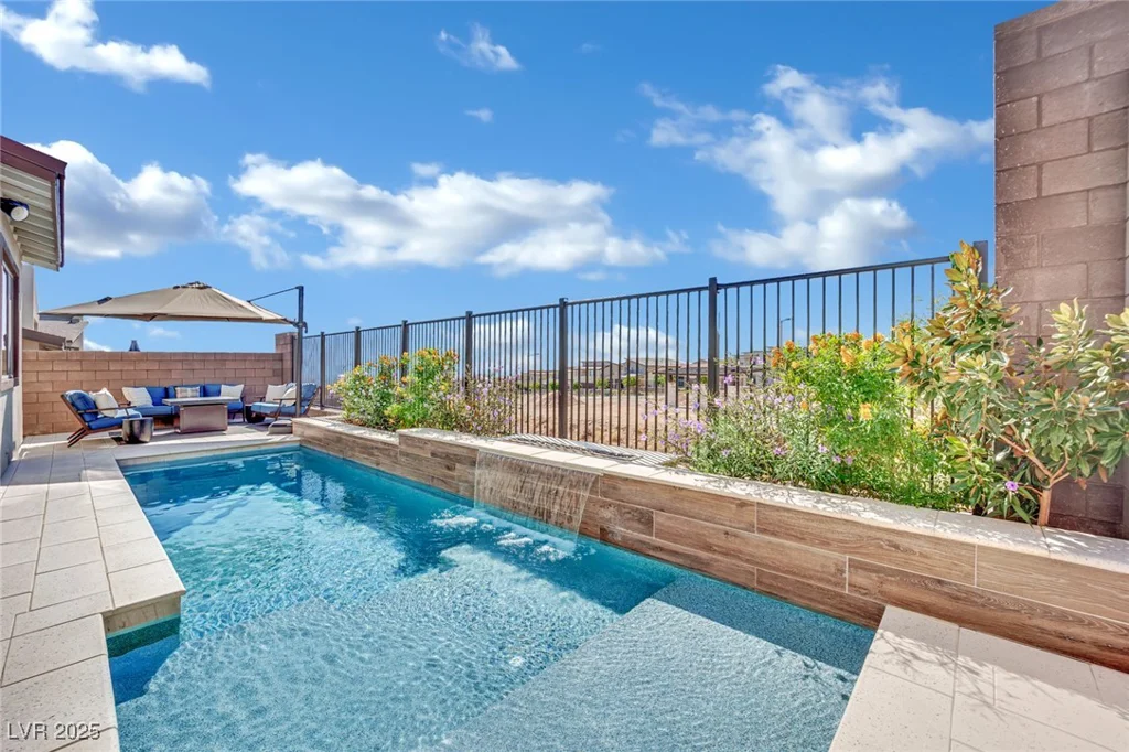 12073 Glentana View, Las Vegas, NV 89138