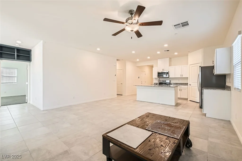 10923 Stone Crossing, Las Vegas, NV 89166