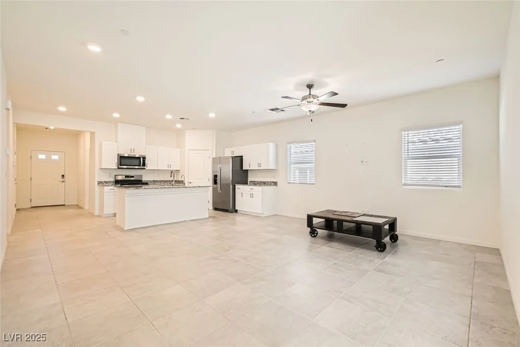 10923 Stone Crossing, Las Vegas, NV 89166