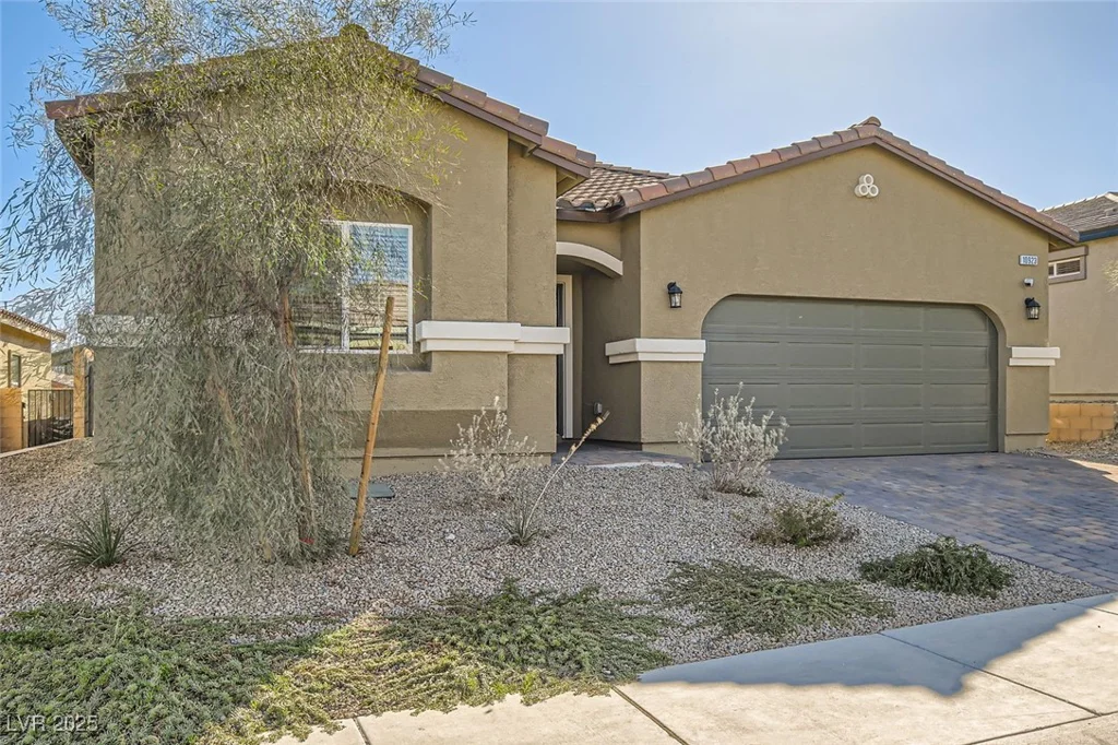 10923 Stone Crossing, Las Vegas, NV 89166