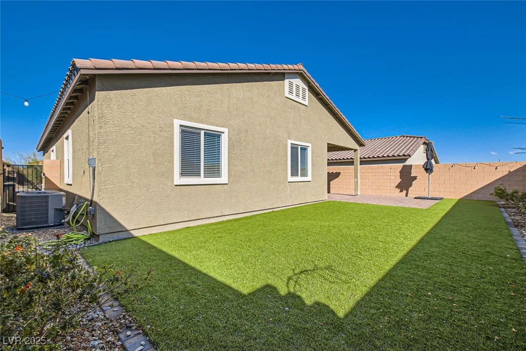 10923 Stone Crossing, Las Vegas, NV 89166