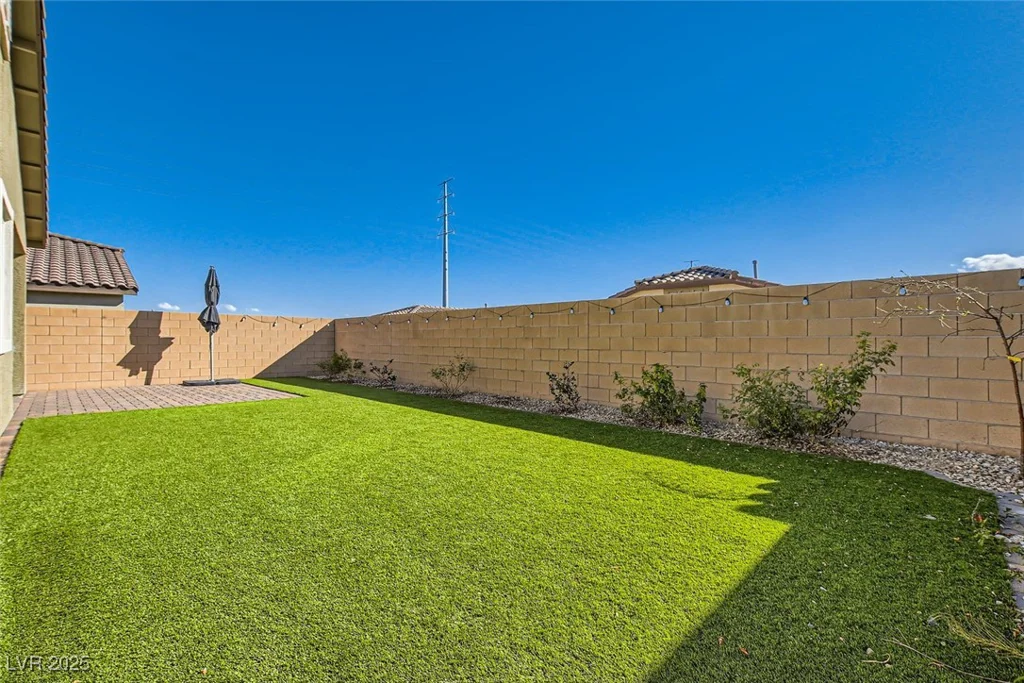 10923 Stone Crossing, Las Vegas, NV 89166