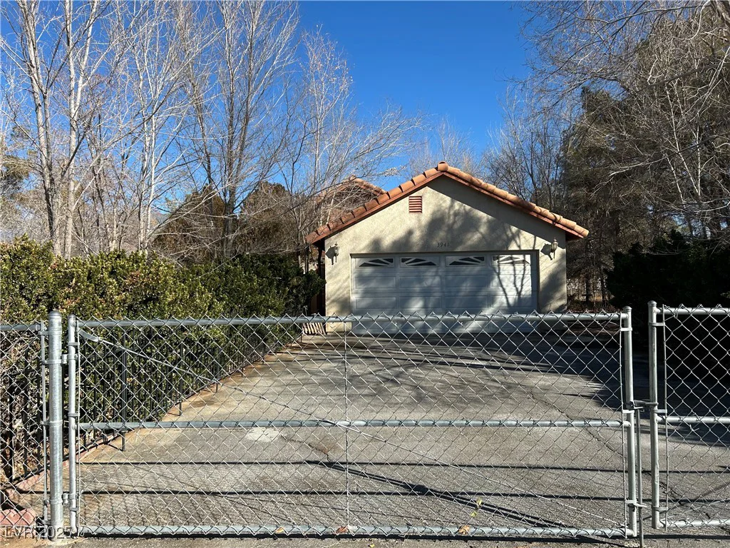 3941 Dennis, Pahrump, NV 89060