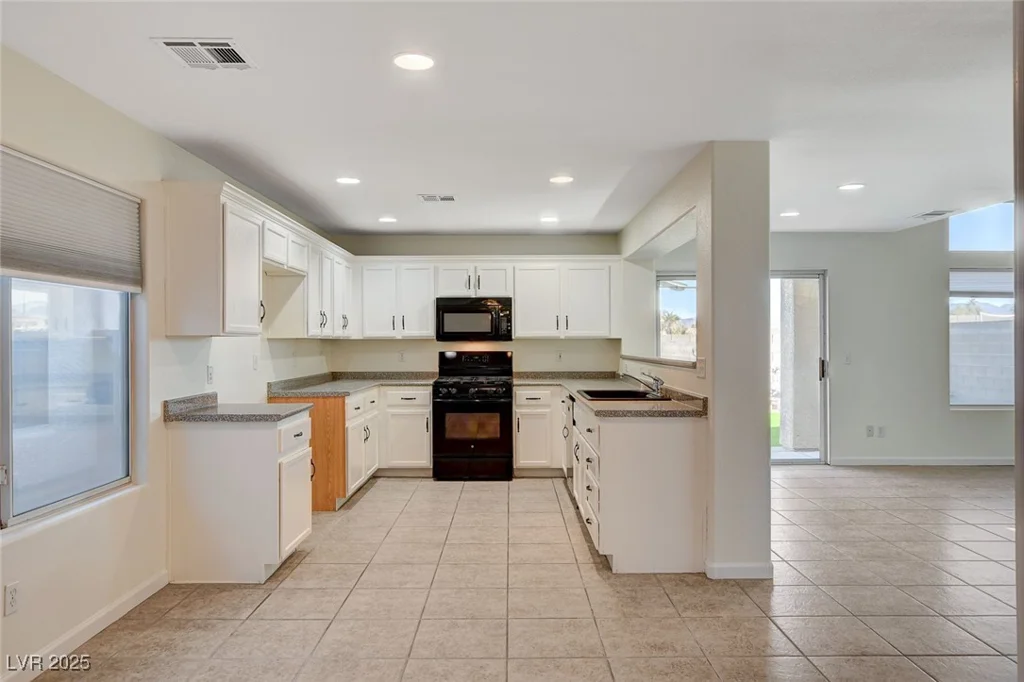 422 Waterbrook, Henderson, NV 89015