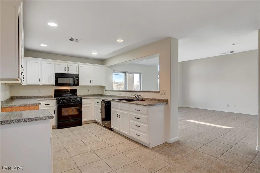 422 Waterbrook, Henderson, NV 89015
