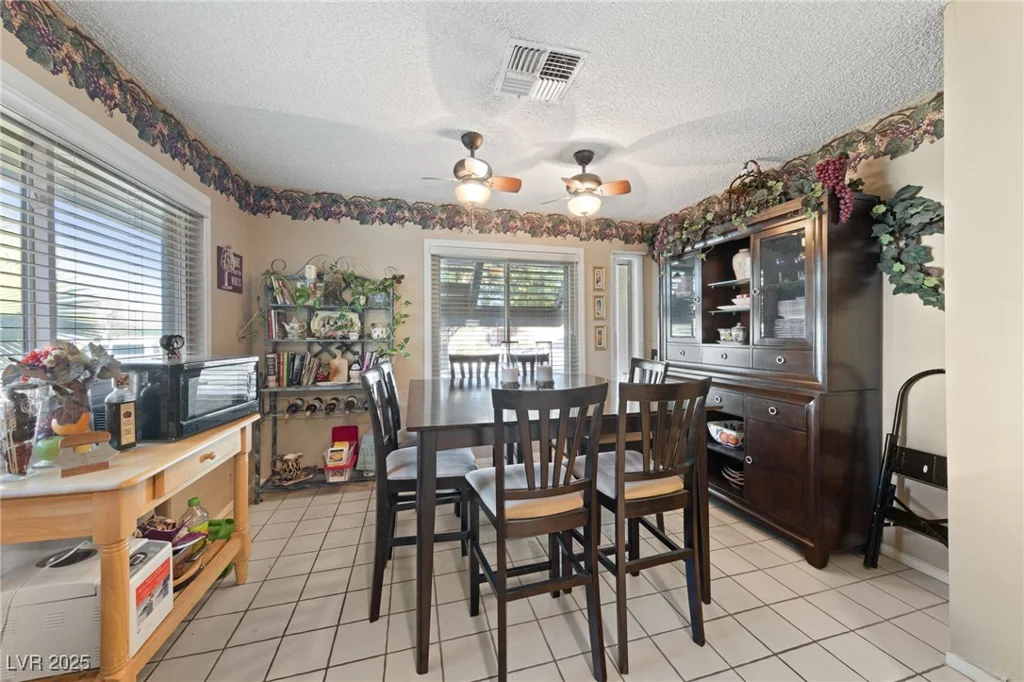2353 Moorpark, Henderson, NV 89014