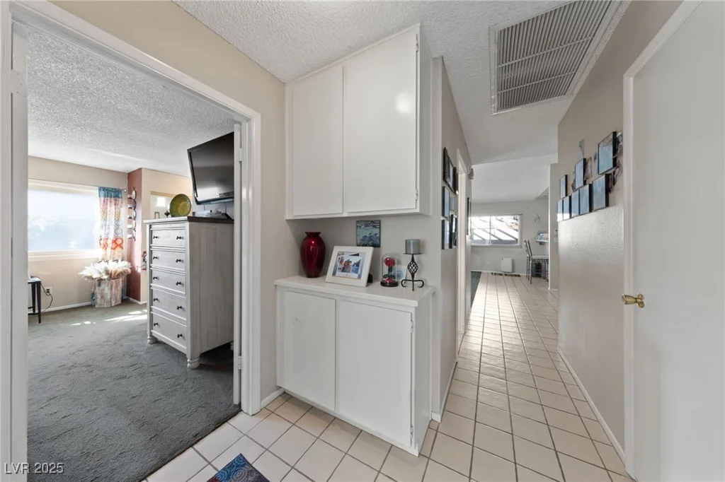 2353 Moorpark, Henderson, NV 89014