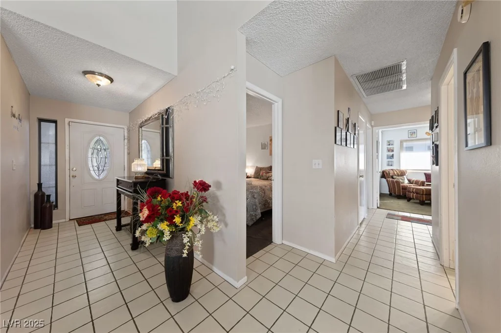 2353 Moorpark, Henderson, NV 89014