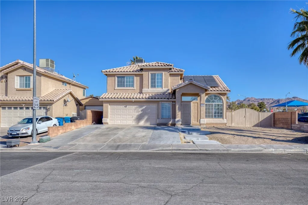 2000 Golden Shadow, Henderson, NV 89002