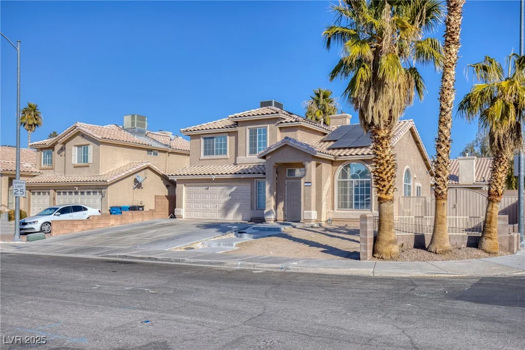 2000 Golden Shadow, Henderson, NV 89002