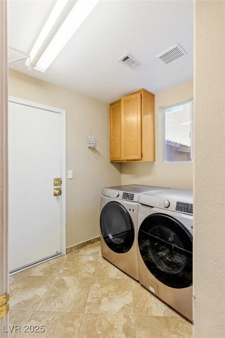 2000 Golden Shadow, Henderson, NV 89002