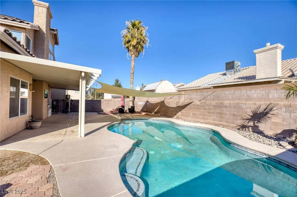 2000 Golden Shadow, Henderson, NV 89002