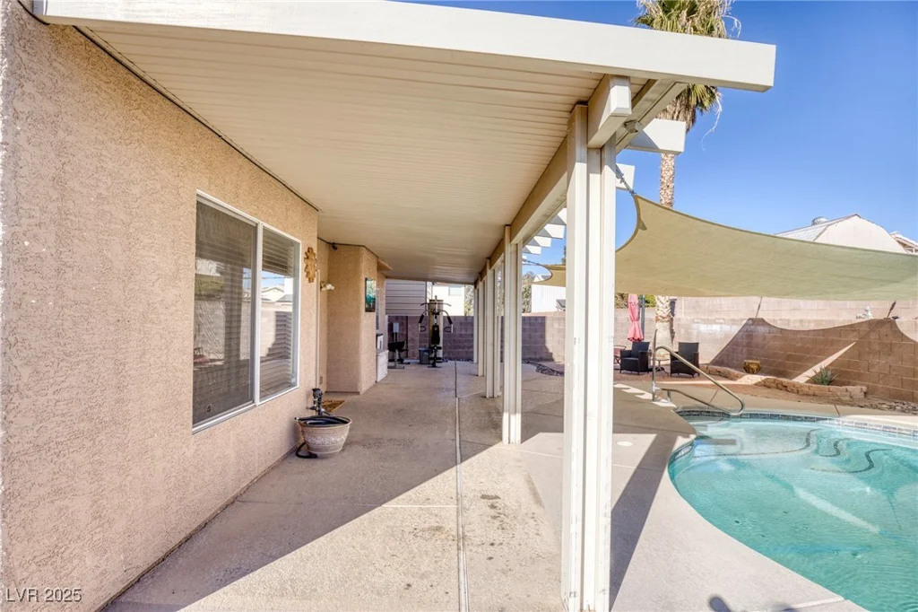 2000 Golden Shadow, Henderson, NV 89002