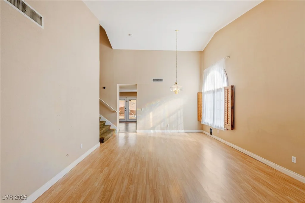 2000 Golden Shadow, Henderson, NV 89002