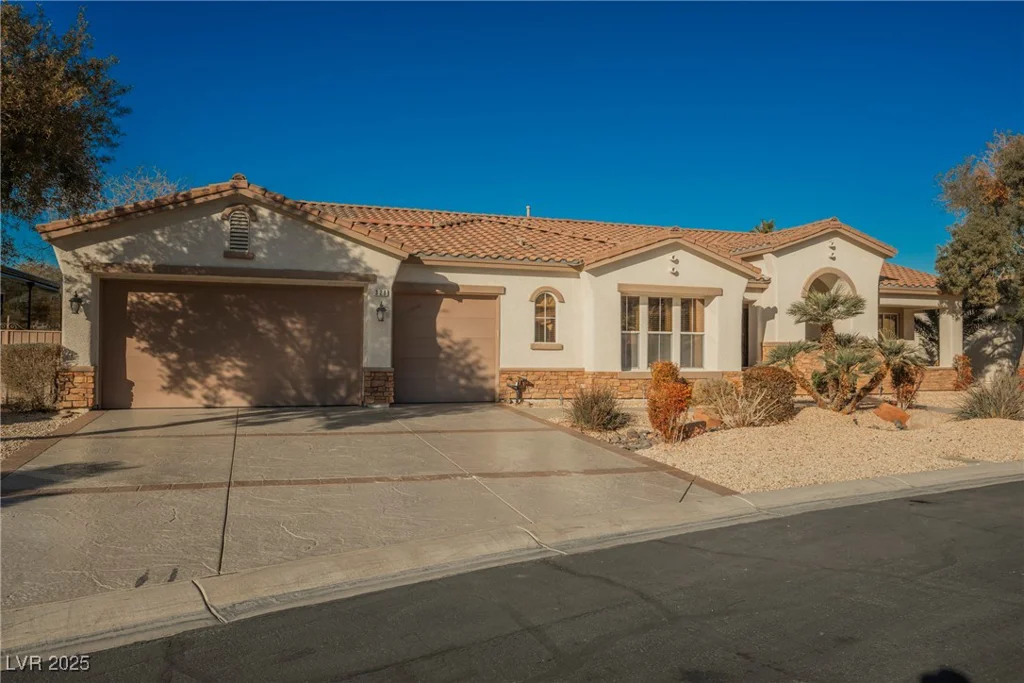328 Hedgehope, Las Vegas, NV 89183