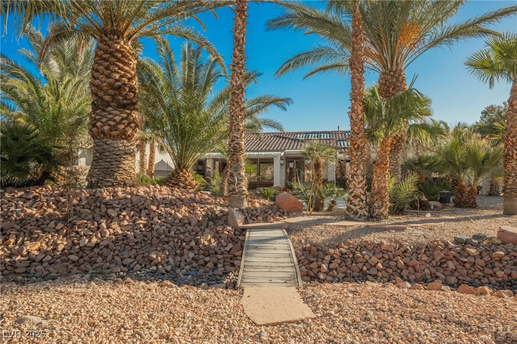 328 Hedgehope, Las Vegas, NV 89183