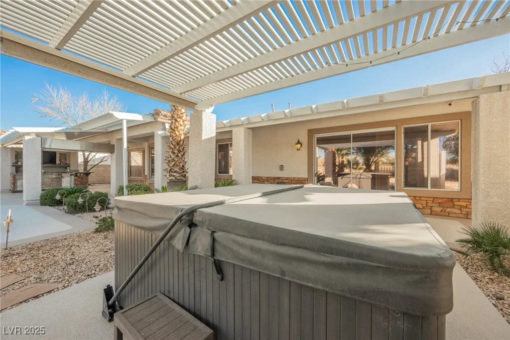 328 Hedgehope, Las Vegas, NV 89183