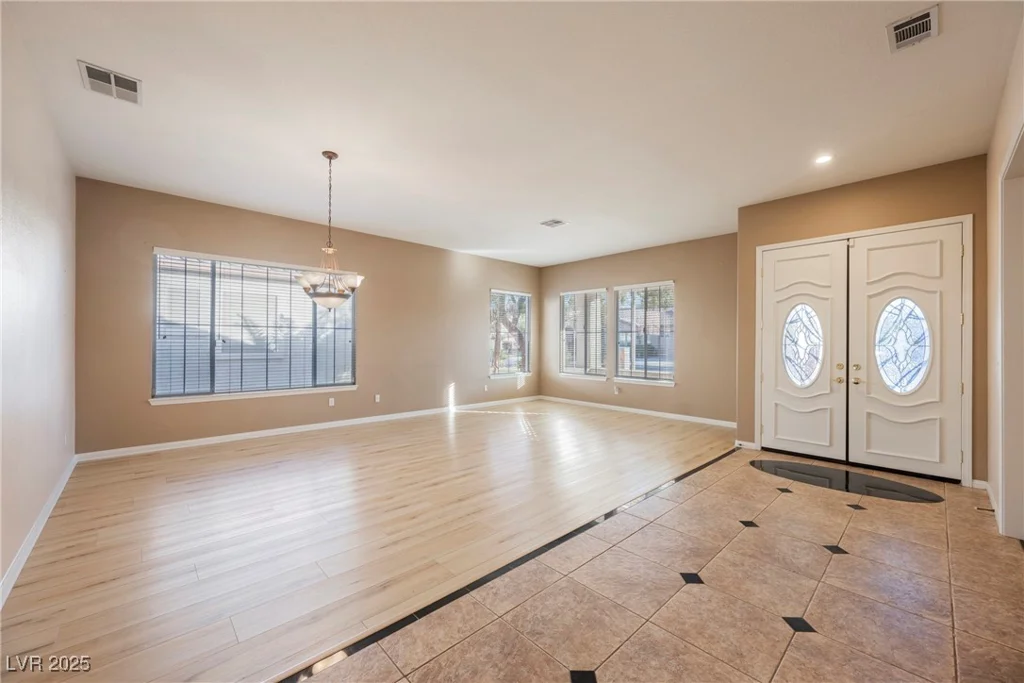 328 Hedgehope, Las Vegas, NV 89183
