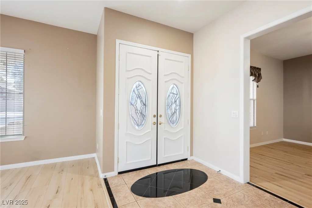 328 Hedgehope, Las Vegas, NV 89183