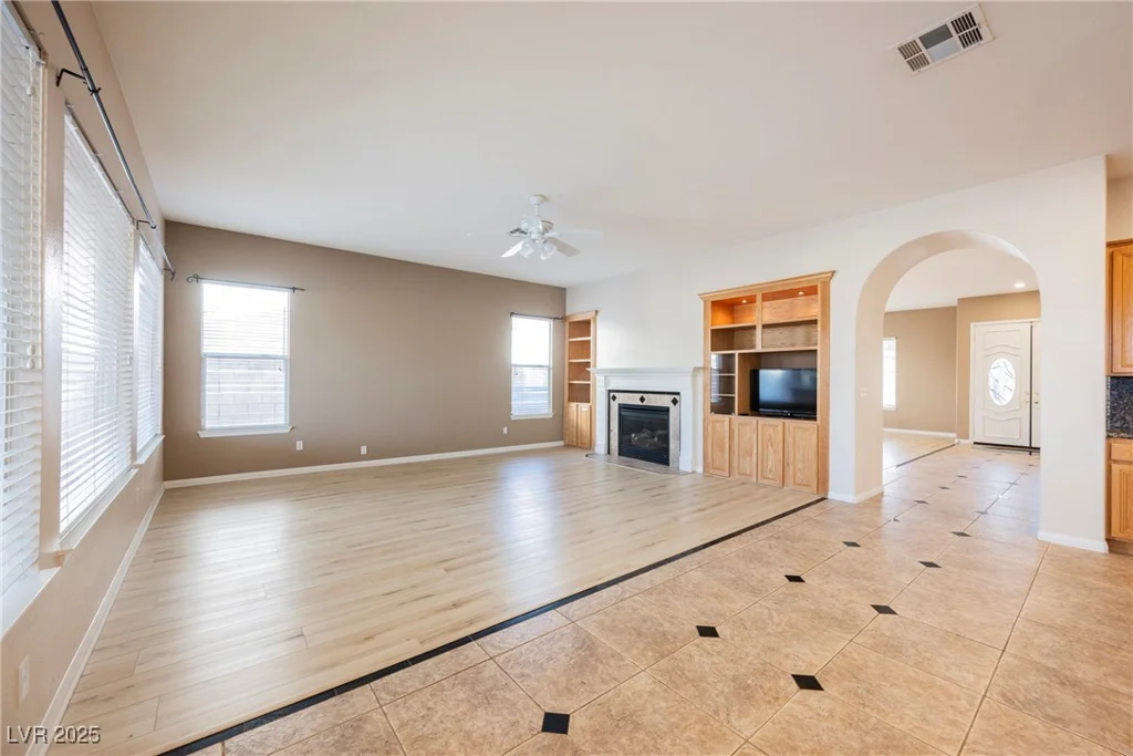 328 Hedgehope, Las Vegas, NV 89183