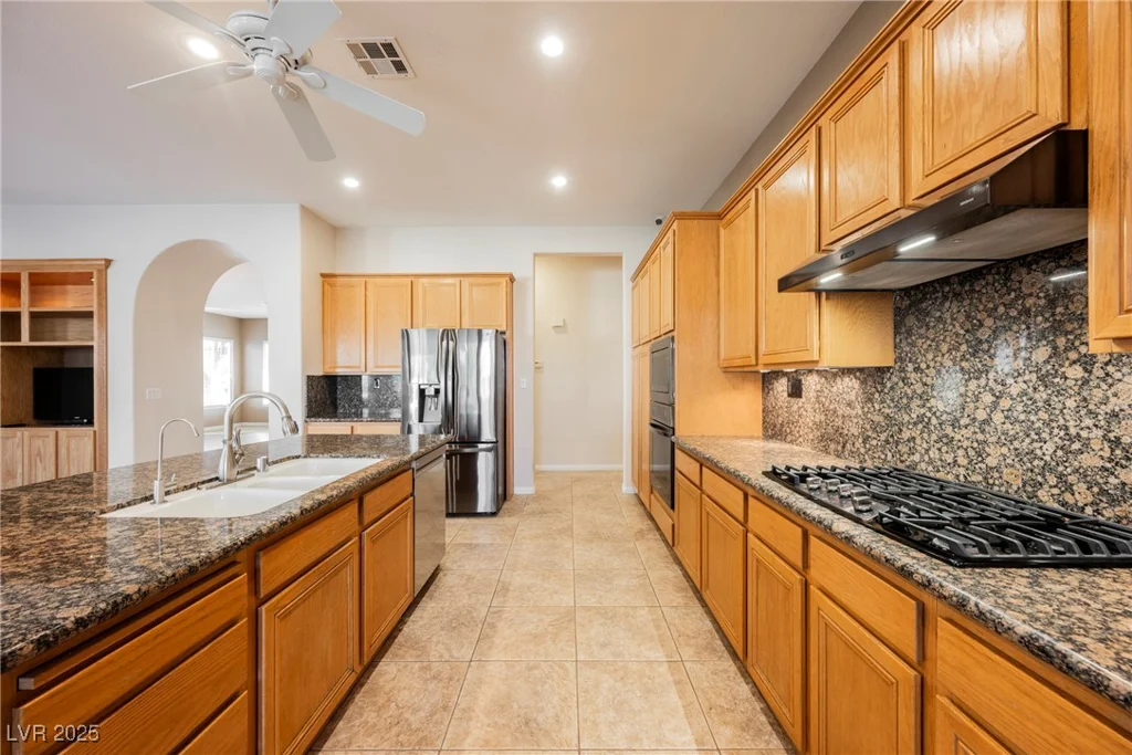 328 Hedgehope, Las Vegas, NV 89183