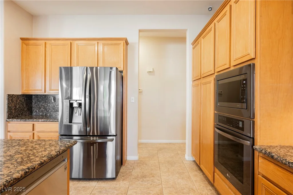 328 Hedgehope, Las Vegas, NV 89183
