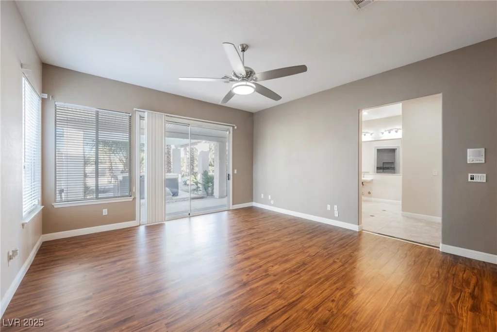 328 Hedgehope, Las Vegas, NV 89183