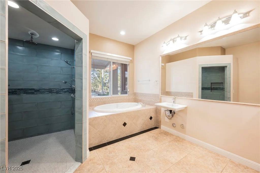 328 Hedgehope, Las Vegas, NV 89183
