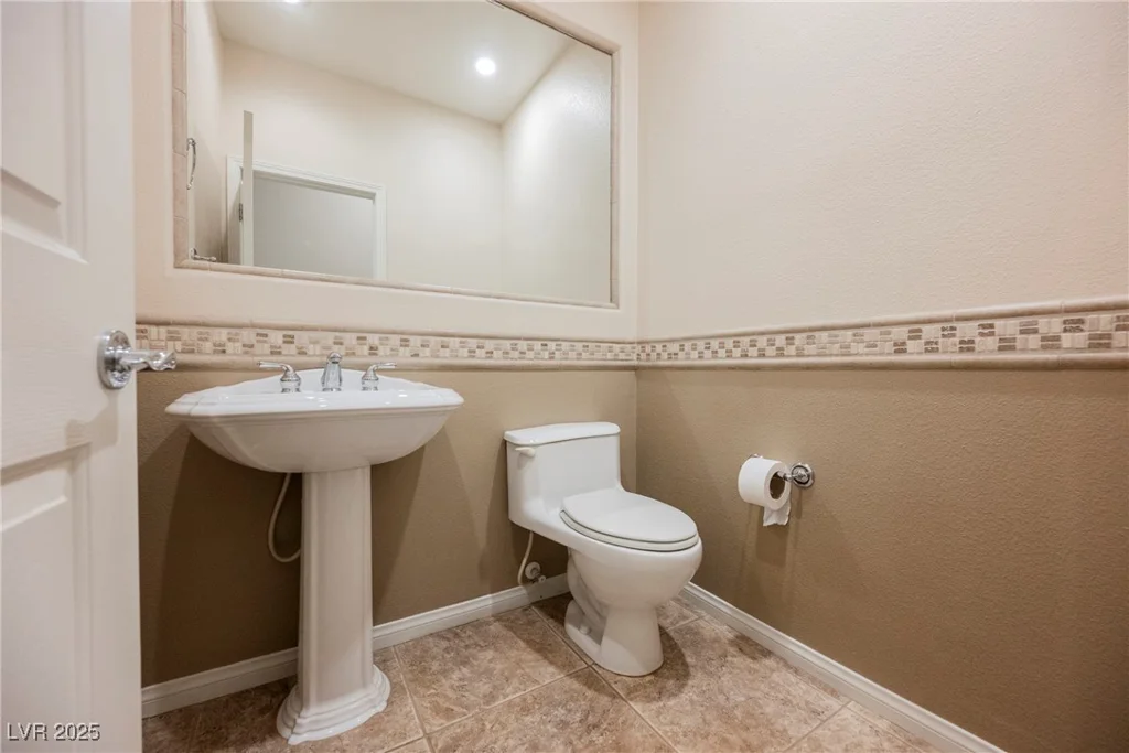 328 Hedgehope, Las Vegas, NV 89183