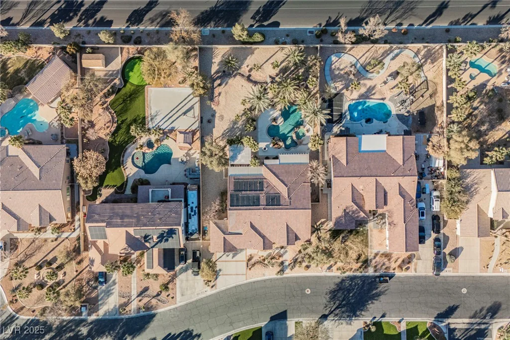 328 Hedgehope, Las Vegas, NV 89183