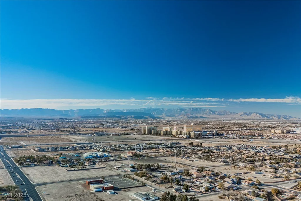 328 Hedgehope, Las Vegas, NV 89183