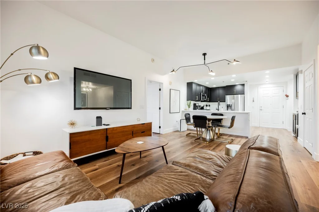 150 Las Vegas, Las Vegas, NV 89101
