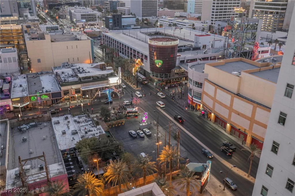 150 Las Vegas, Las Vegas, NV 89101