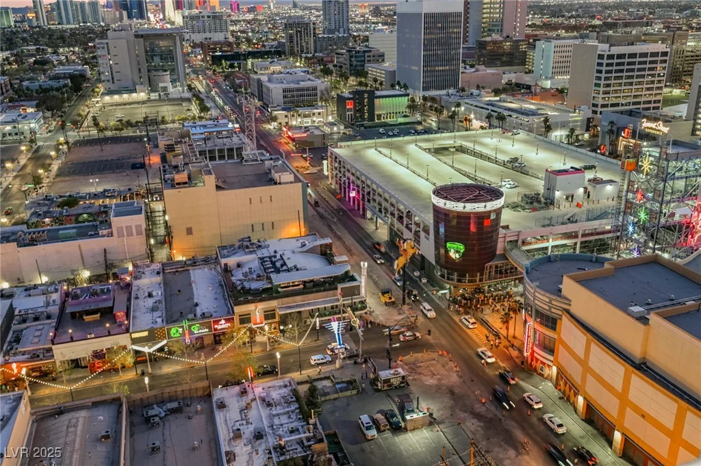 150 Las Vegas, Las Vegas, NV 89101