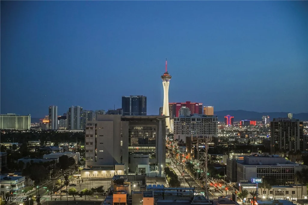 150 Las Vegas, Las Vegas, NV 89101