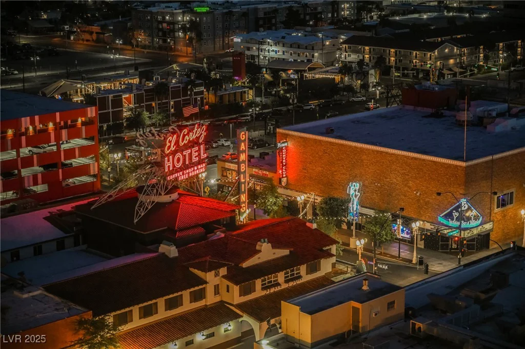 150 Las Vegas, Las Vegas, NV 89101