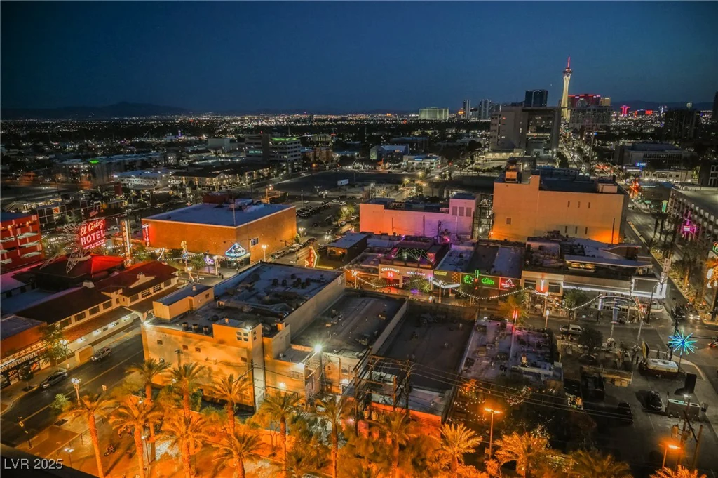 150 Las Vegas, Las Vegas, NV 89101