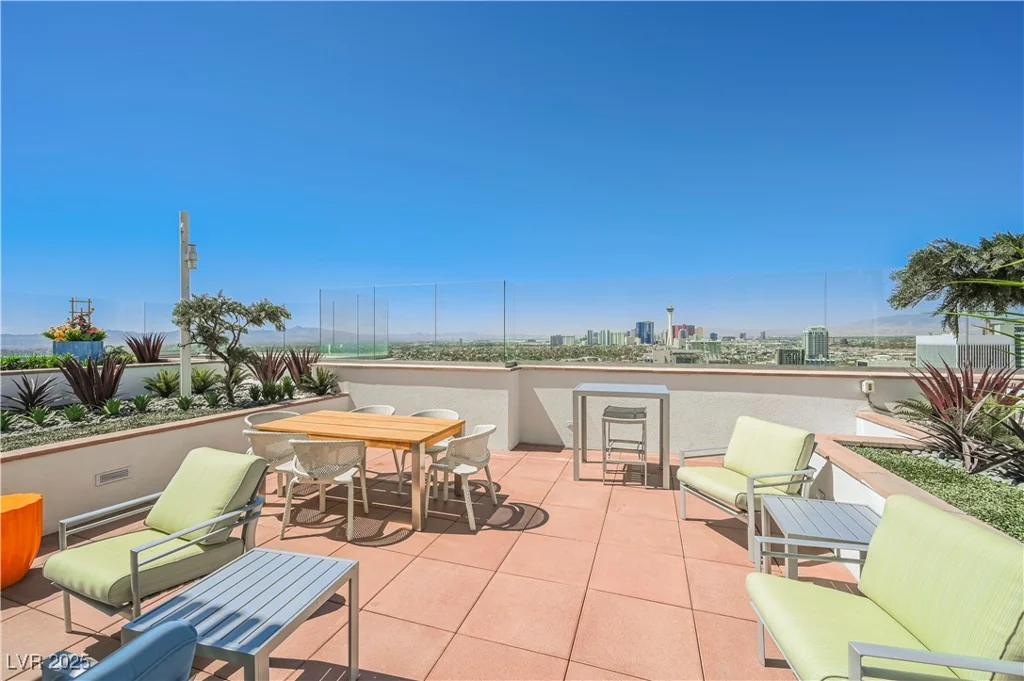 150 Las Vegas, Las Vegas, NV 89101
