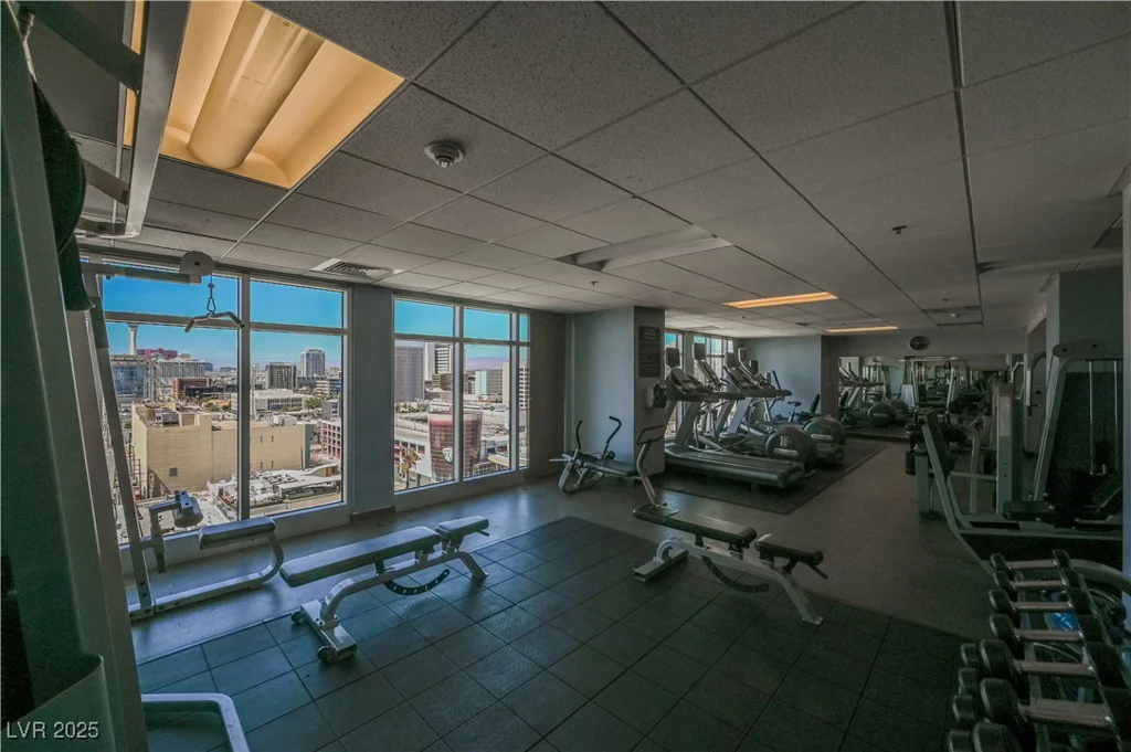 150 Las Vegas, Las Vegas, NV 89101